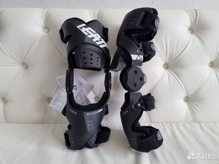 Новые брейсы 2023 Leatt Knee Brace X-Frame Hybrid
