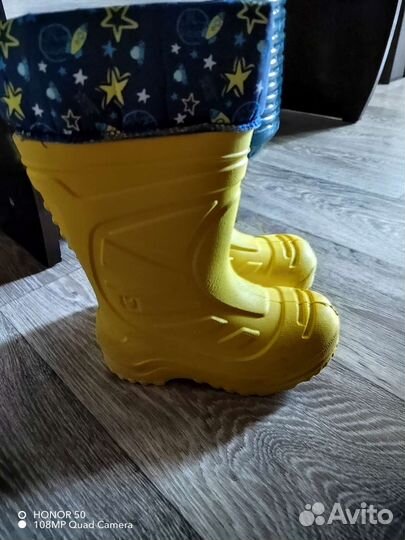 Детские резиновые сапоги