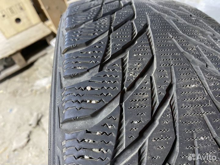 Nokian Tyres Hakkapeliitta R2 205/60 R16 96R