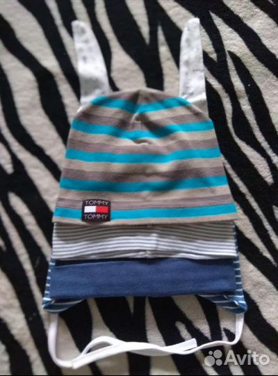 Шапки новые с завязками и без 6 шт