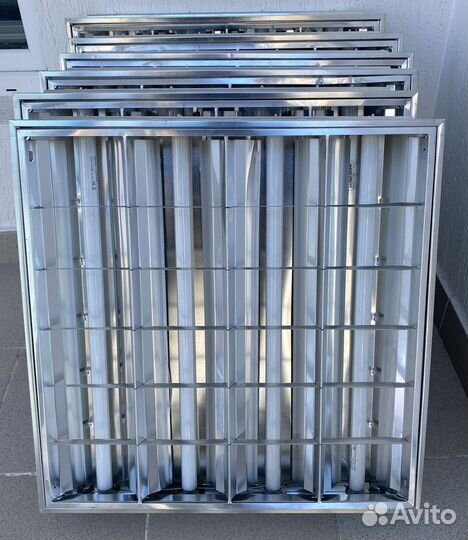 Светильник потолочный армстронг с лампами освещени