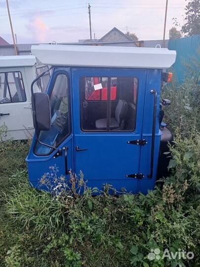 Кабина на трактор т 150