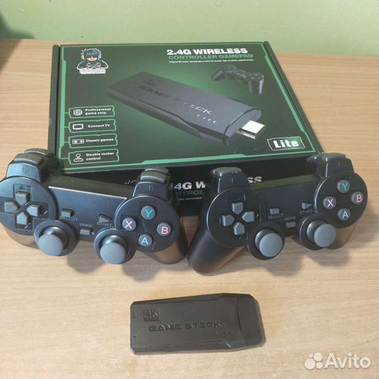 Игровая приставка game stick 64gb