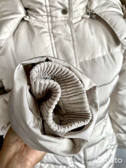 Куртка пуховик Zarа 44 с капюшоном зима
