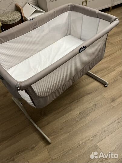 Кроватка chicco next2me