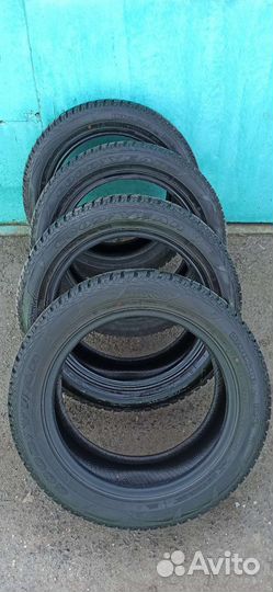 Goodyear UltraGrip Ice+ 215/55 R17 94T