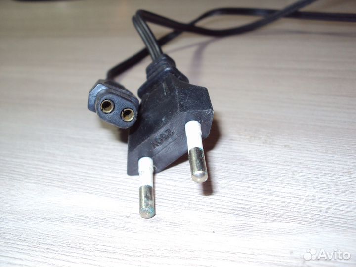 Кабель питания с разъёмом C2