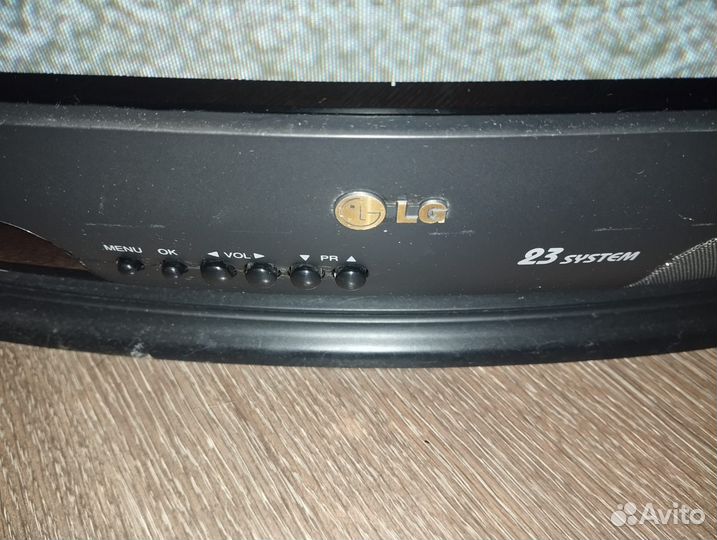 Телевизор на запчасти