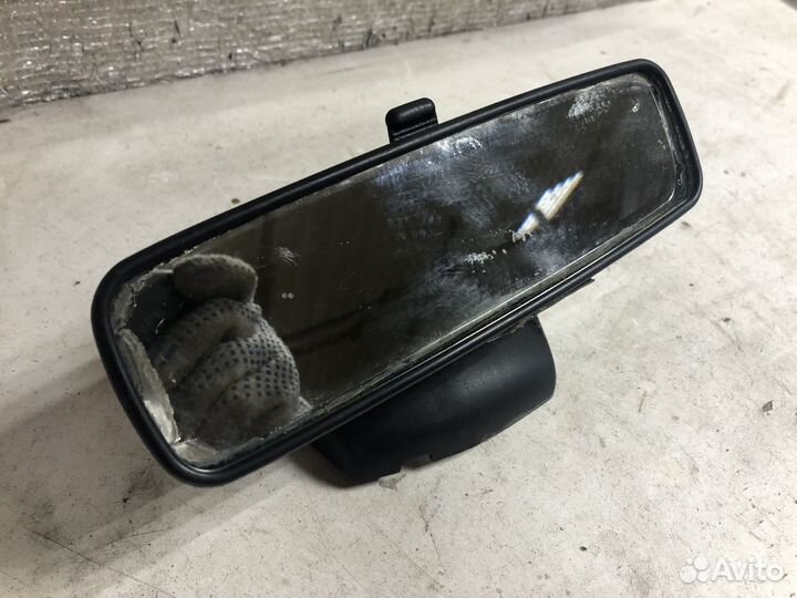 Салонное зеркало Nissan Tiida 1