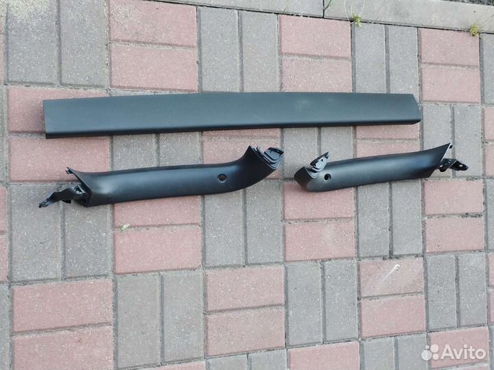 Пластик крышки багажника Hyundai I30 2010год