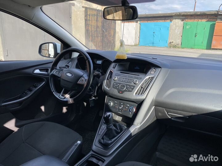 Ford Focus 1.6 МТ, 2015, 134 000 км