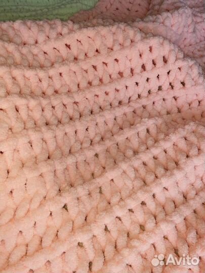 Пледы новые плюшевые