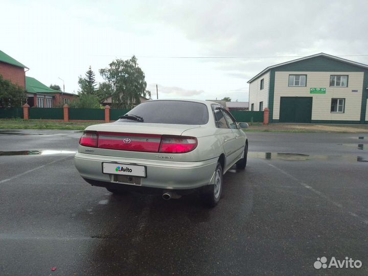 Toyota Carina 2.0 AT, 1994, 233 000 км
