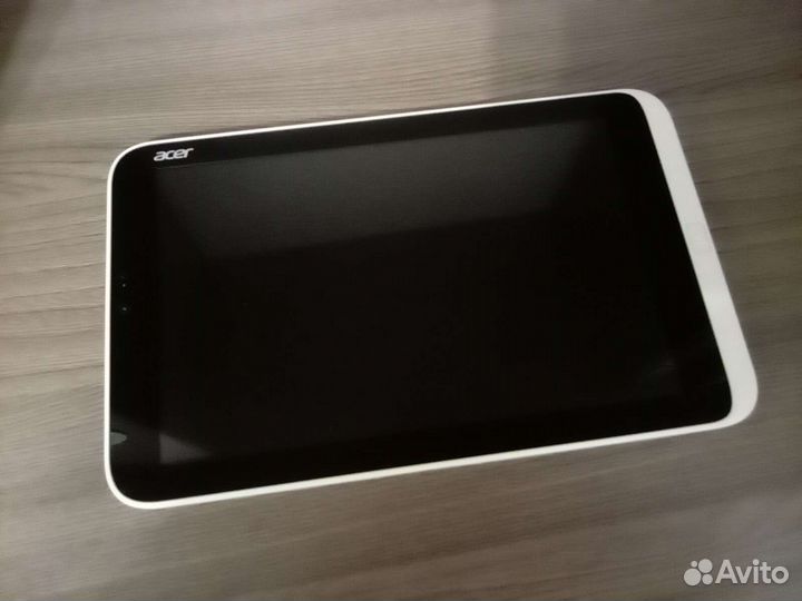 Acer Iconia Tab W3-810