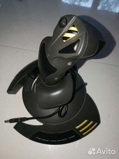 Джойстик thrustmaster б/у