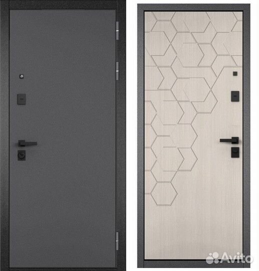 Входные металлические двери в квартиру