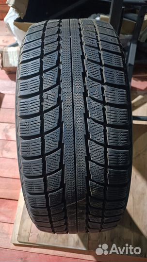 Triangle TR777 225/45 R18
