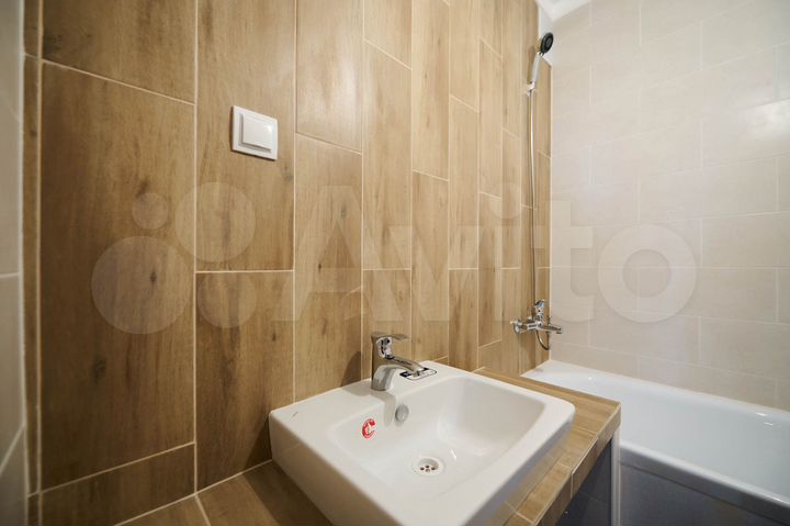 1-к. квартира, 49,7 м², 1/17 эт.