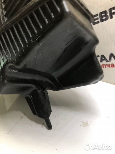 Корпус воздушного фильтра Renault Megan 2 седан