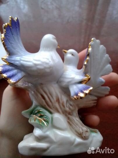 Статуэтка фарфор Голуби