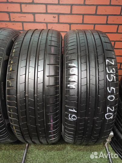 Pirelli P Zero PZ4 235/50 R20 104Y