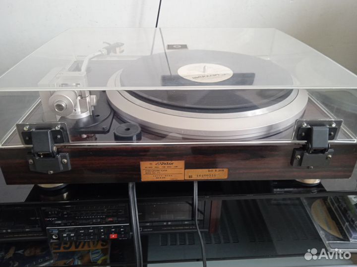 Проигрыватель винила victor QL-Y7