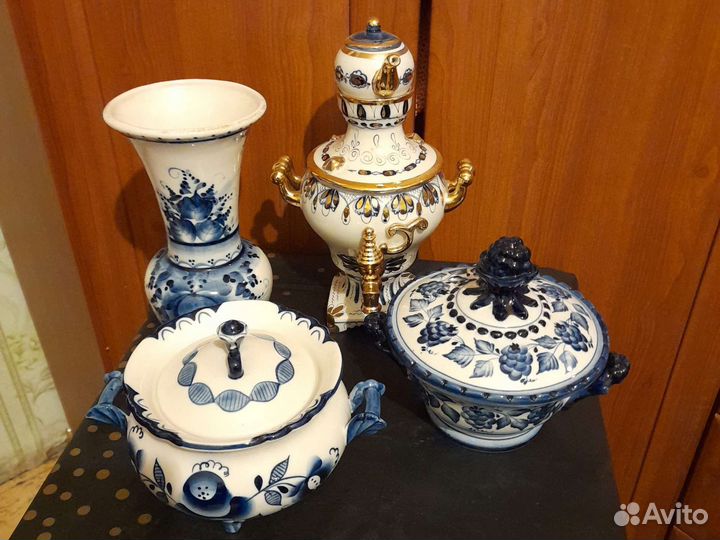 Гжель 60-70 годов.Сахарницы.ссср