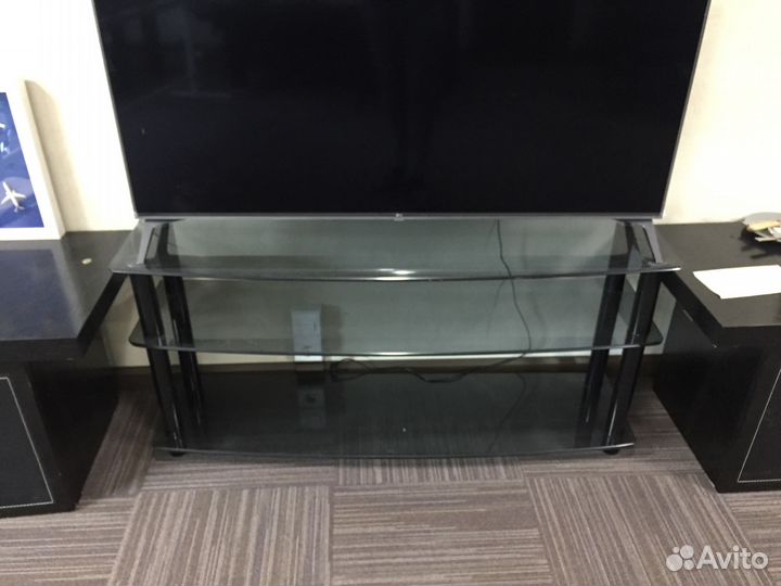 Тумбочка тв