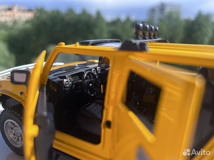 Машинка коллекционная Hummer H2 металлическая