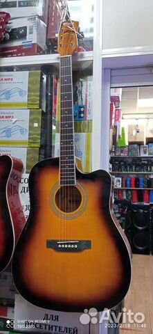 Акустическая гитара