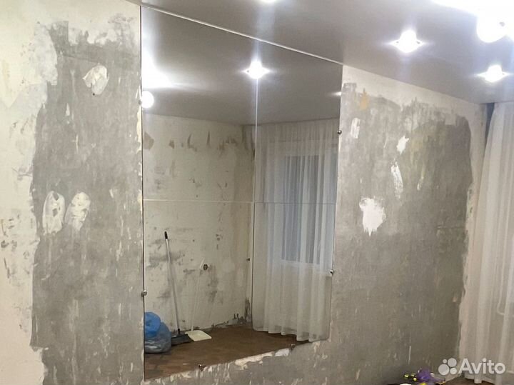 Зеркало настенное в полный рост