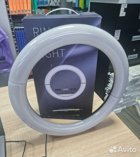 Кольцевая лампа V36 Plus - 36см