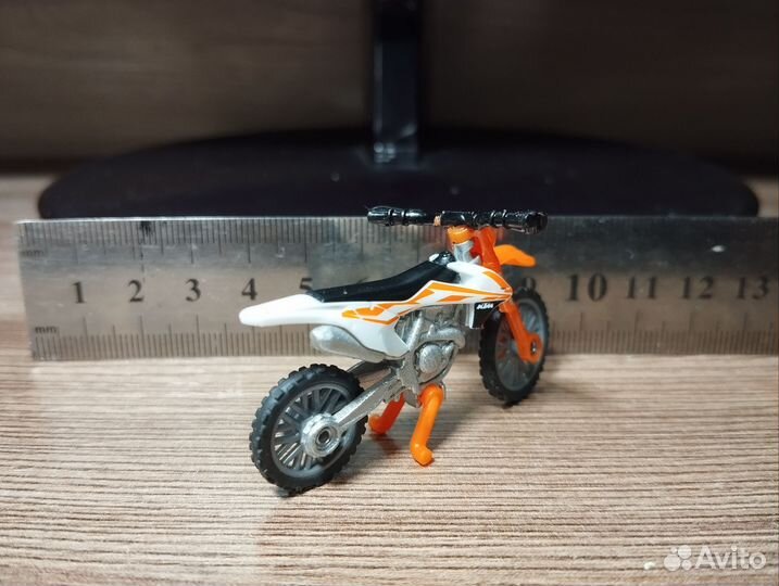 Модель мотоцикла KTM SX-F 450 (siku)