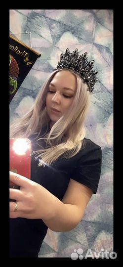 Диадема, корона. Черная корона