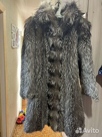 Шуба из енота