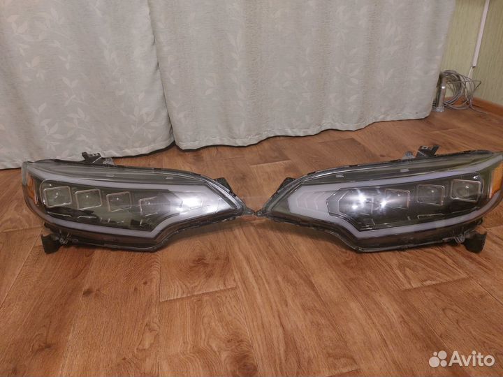 Комплект Фар (2шт) Honda Fit 14-20