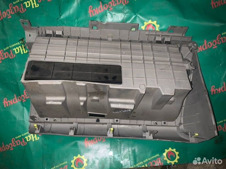 Бардачок Toyota Camry 40 седан 2.4Л 2008