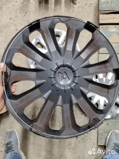 Колпаки вроде бы 15