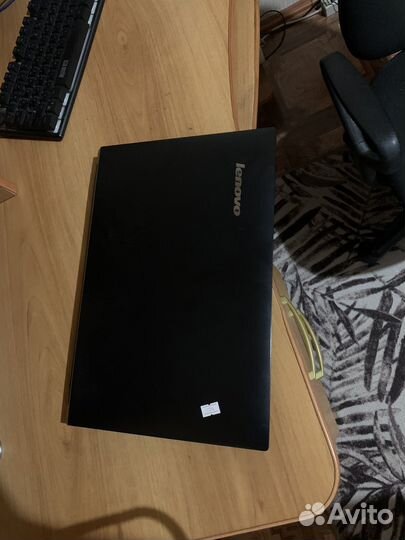 Ноутбук lenovo