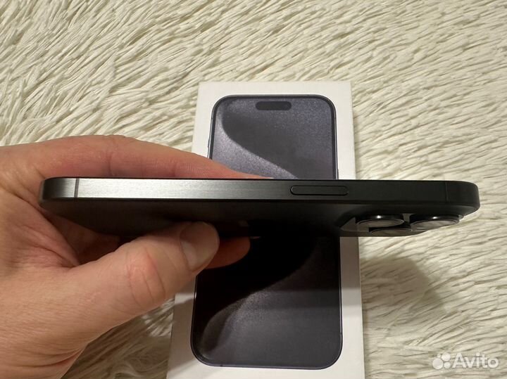 iPhone 15 Pro, 256 ГБ