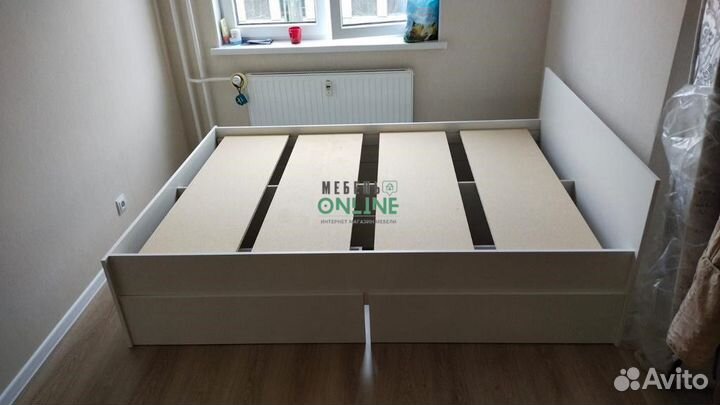 Кровать двуспальная с ящиками
