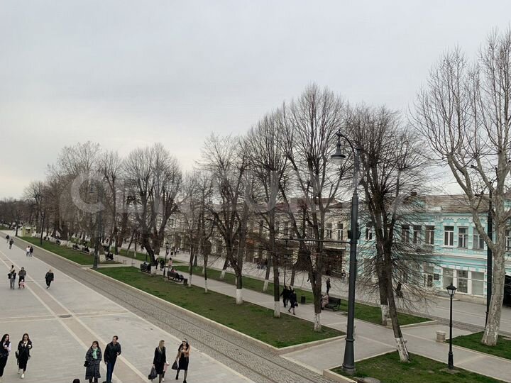 4-к. квартира, 93 м², 2/2 эт.