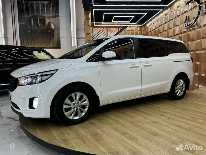 Kia Carnival 2.2 AT, 2017, 230 000 км