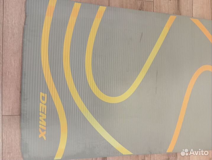 Коврик для йоги и фитнеса Demix