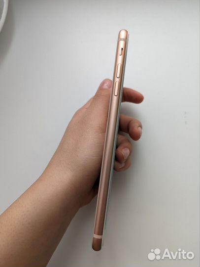 iPhone 8 Plus, 64 ГБ