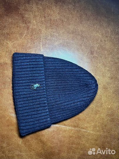 Мужская зимняя шапка вязаная