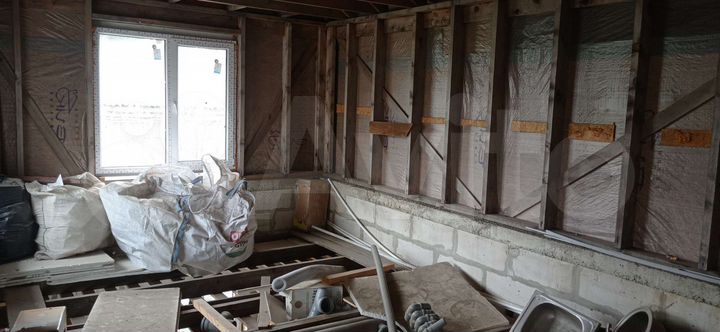 Дом 160 м² на участке 6 сот.