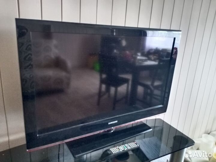 Телевизор samsung