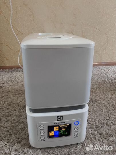 Увлажнитель воздуха Electrolux 3510D