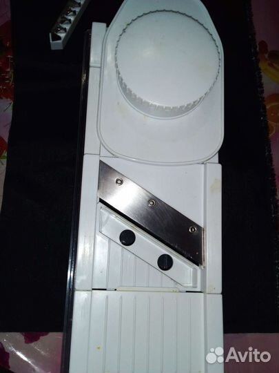 Терка для овощей с контейнером